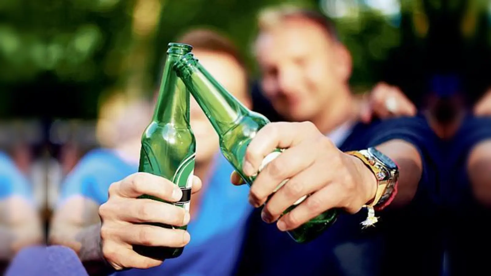 Nach wie vor ist ein Thema: Alkoholmissbrauch bei Schülern und Jugendlichen in Bayern.  (Foto: DAK)