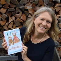 Alexandra Stiglmeier liest in der Stadtbücherei. (Foto: Alexandra Stiglmeier)