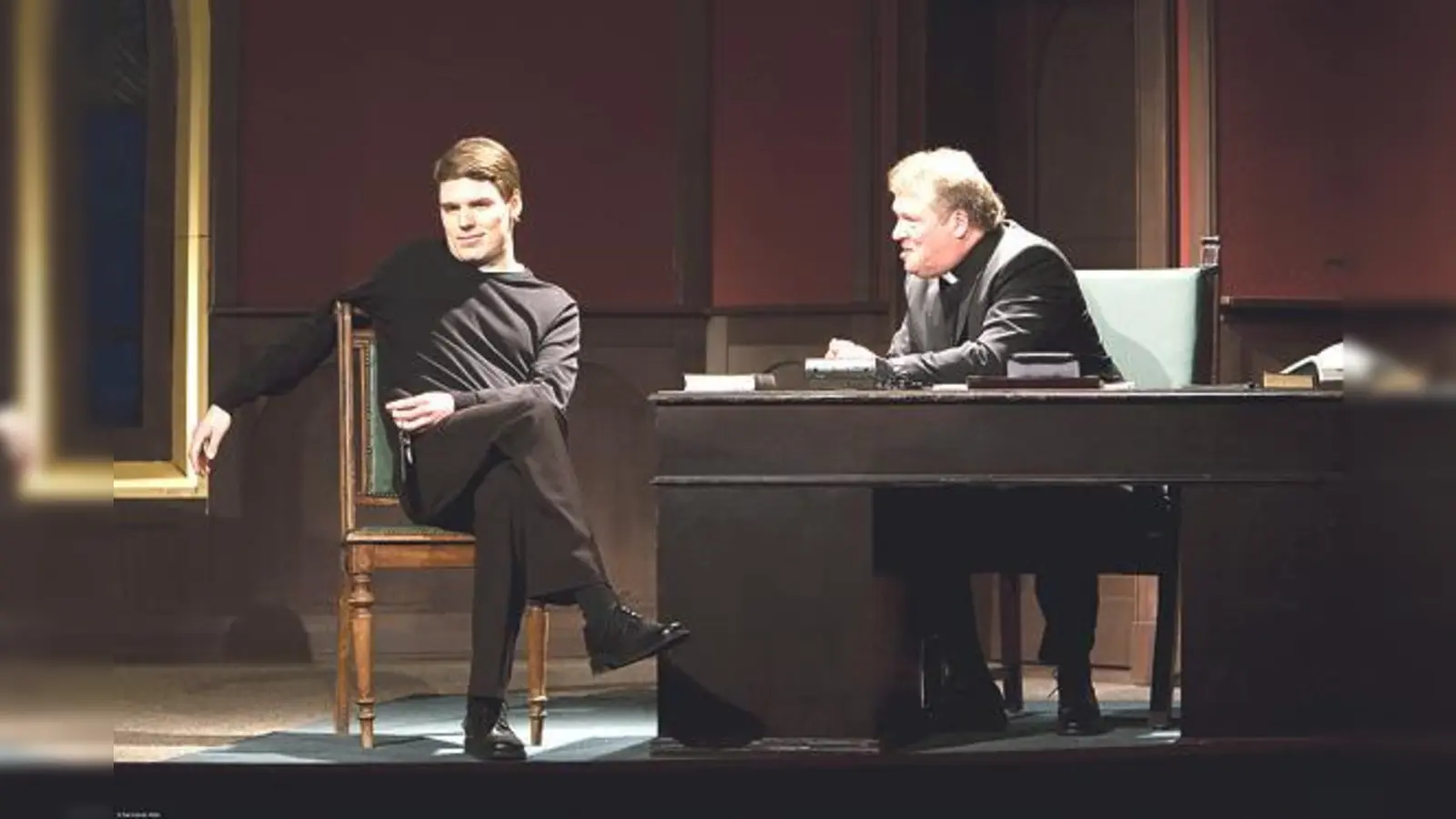 Am 3. Februar wird in der Stadthalle Grafing das Stück Der Priestermacher gezeigt.	 (Foto: VA)