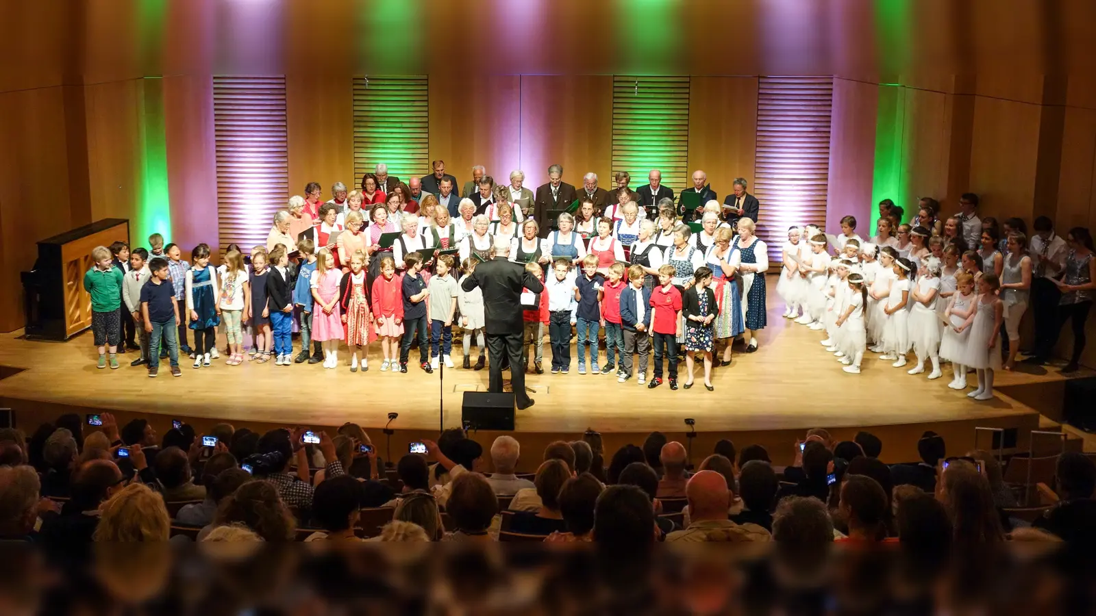 Ein musikalisches Stell-Dich-Ein geben sich die Chöre am kommenden Samstag. (Foto: VA)