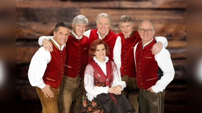 "Die Kathreiner" mit Anita Zore und der Oberkrainer Musik zu Gast im Schloss Bräu. (Foto: VA)