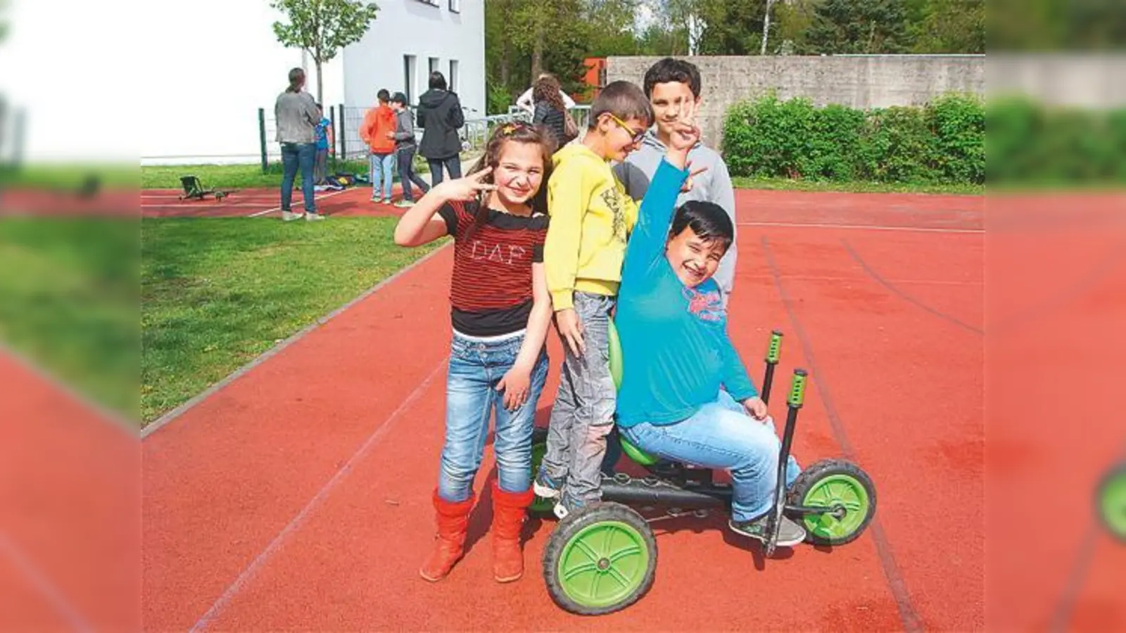 Die Flüchtlingskinder  hier Hortkinder  fühlen sich wohl in den Ottobrunner Kindertagesstätten. 	 (Foto: privat)