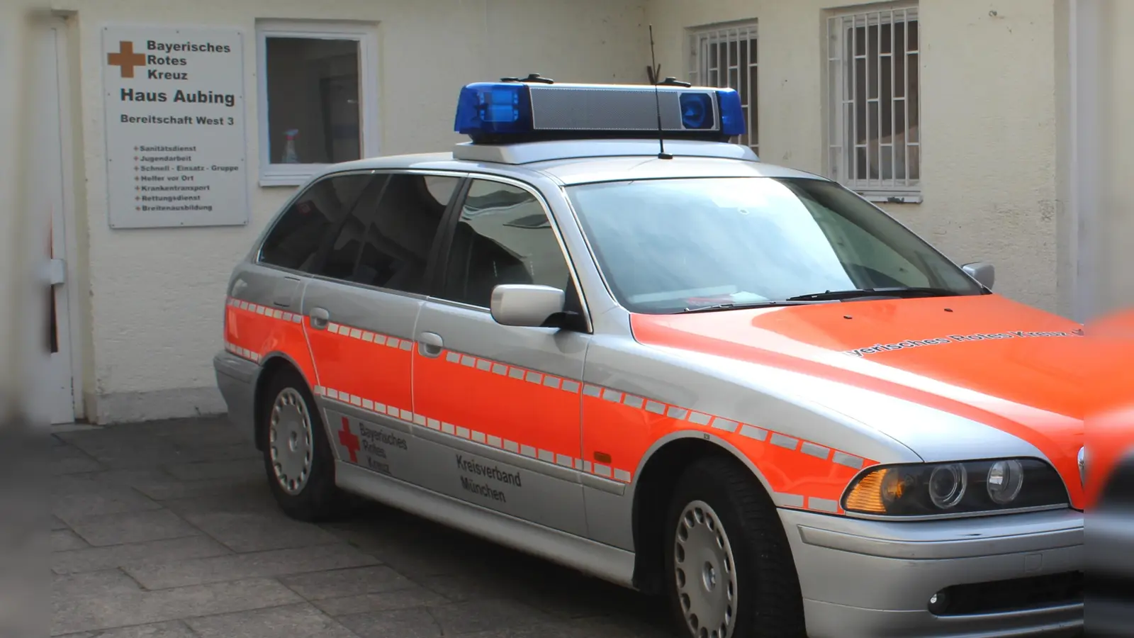 „Helfer vor Ort”: Das Fahrzeug ist bei Unfällen im Stadtteil blitzschnell am Unfallort. (Foto: BRK Aubing)