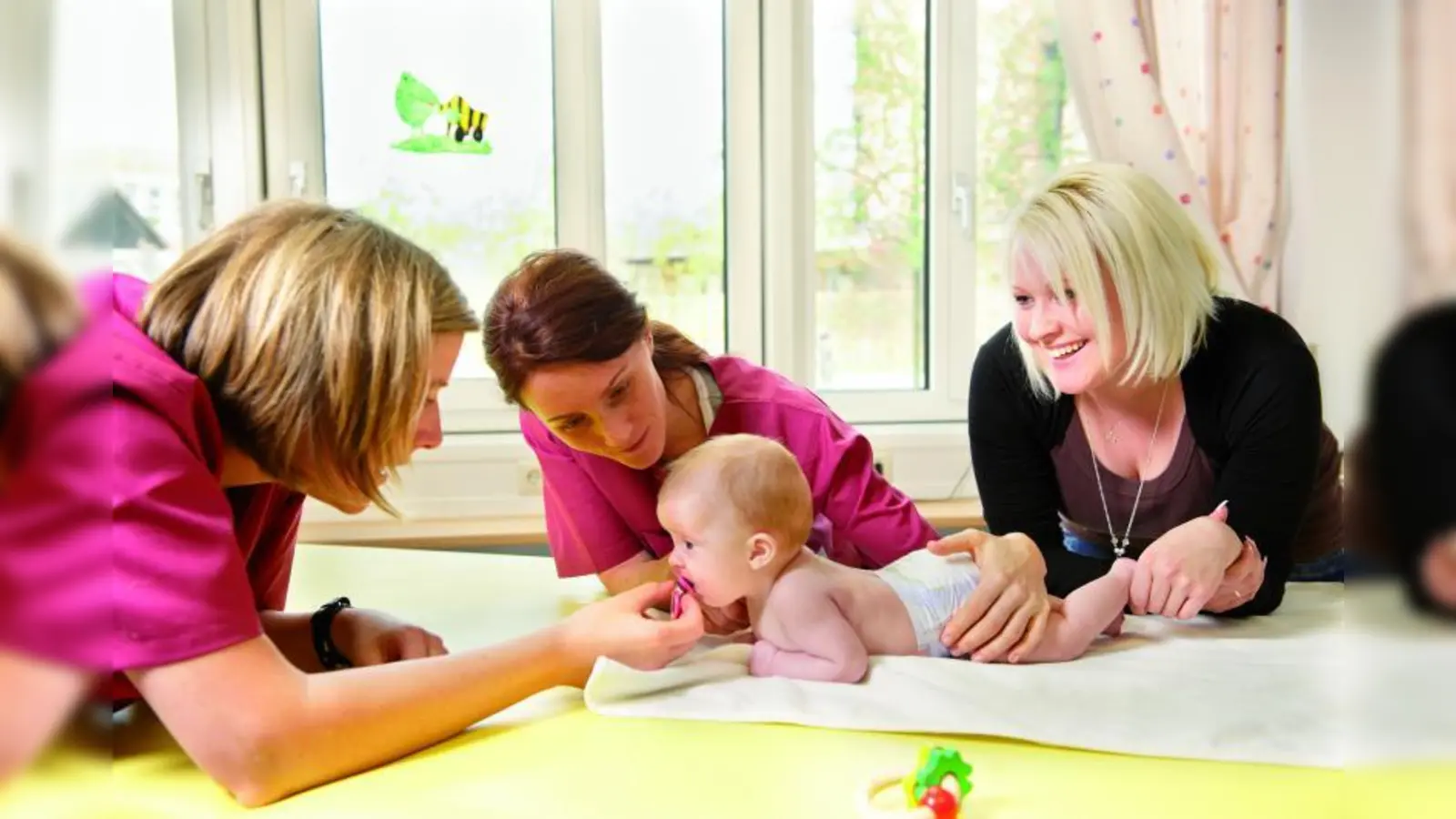 Multidisziplinärer Austausch im neuen SPZ im Klinikum Dritter Orden. (Foto: Dritter Orden)