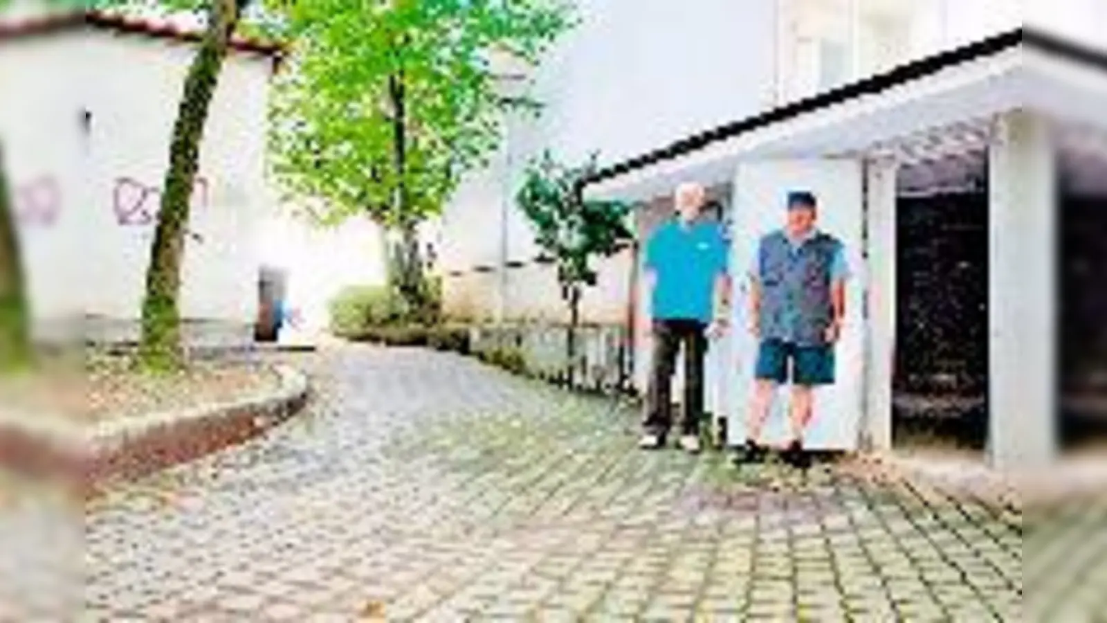 Martin Löwenberg (l.) und Horst Schäfer vom Essenshilfe e.V. plagen derzeit mit Blick auf die Zukunft des Vereins existenzielle Nöte.  (Foto: Hettich)