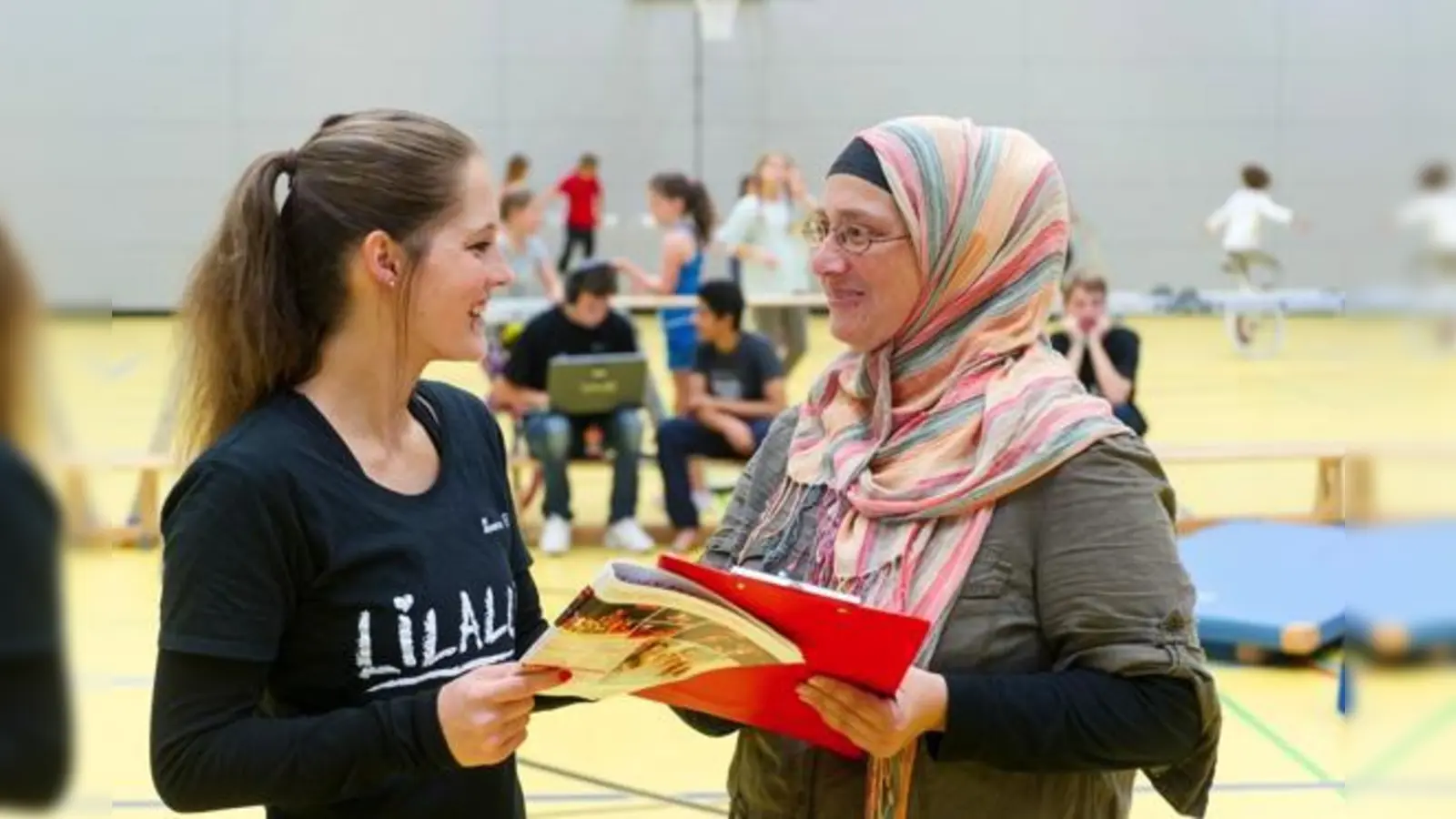 Gerne berät das Lilalu-Team über die Möglichkeit, das Ferienprogramm für seine Kinder zu ermäßigten Preisen bekommen zu können. 	 (Foto: Lilalu)
