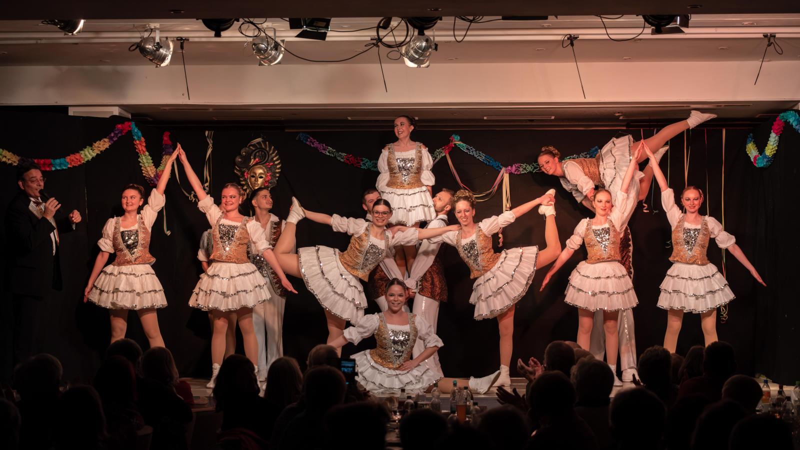 Seniorennachmittag-des-Ammerseer-Bauerntheaters