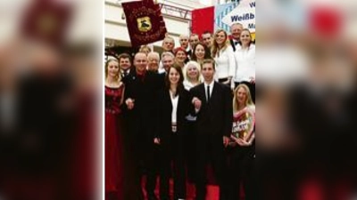 Fiebern der närrischen Zeit entgegen: Die Prinzengarde der Faschingsgesellschaft Hasenbergl e. V.	  (F.: FGH)