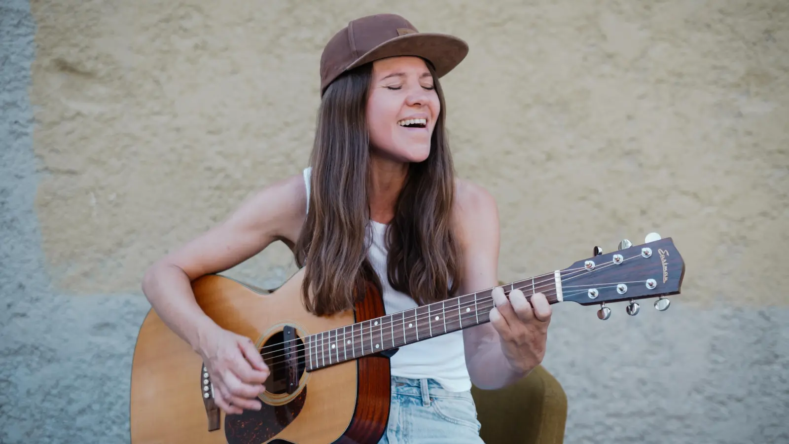 Hinter „Music-Mule” steckt die Sängerin Laura Burgstaller, die in Untermenzing lebt. (Foto: Lissy Routil)