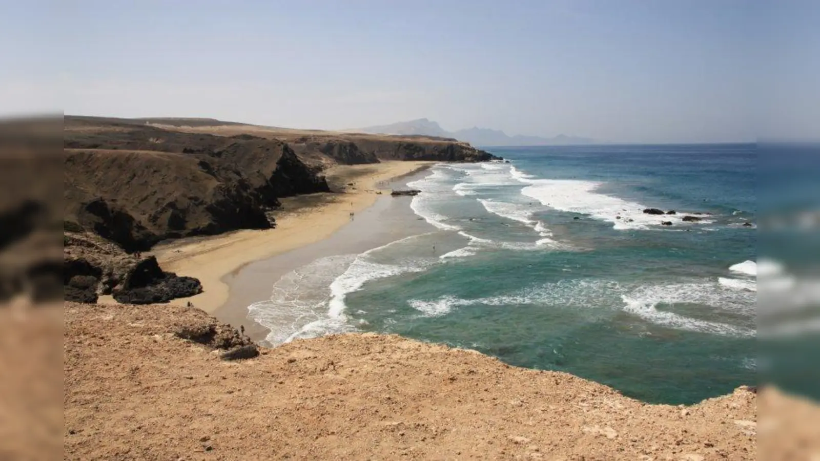 Die Insel ist durch Wind und Wetter stark erodiert. (Foto: Dieter Messerle)