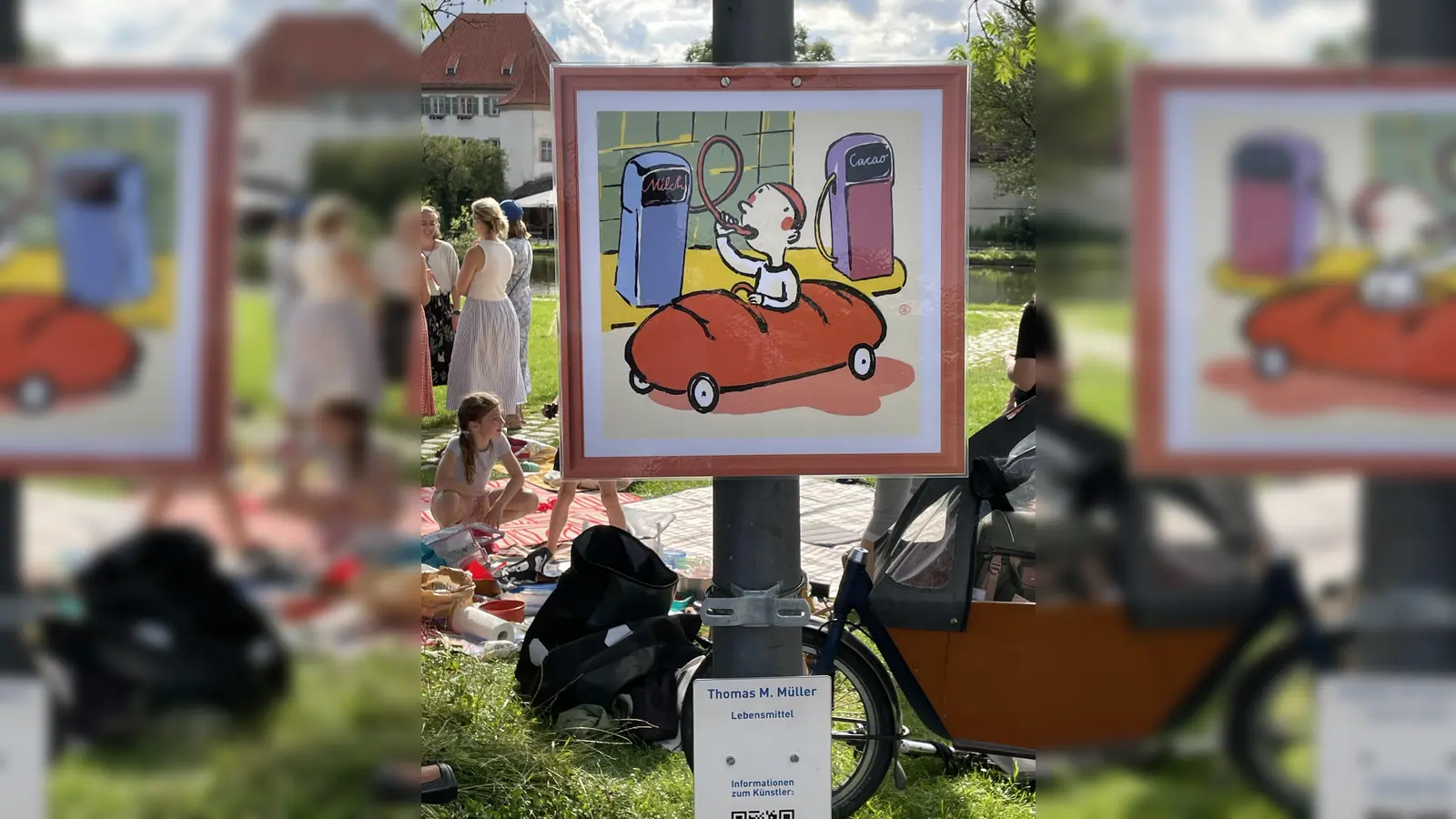 Bei der Eröffnungsfeier des „Humorparcours” waren die Kunstwerke noch vollzählig. Nun fehlt das Werk des Künstlers Thomas Müller. Die Bürgervereinigung Obermenzing hat eine Belohnung ausgesetzt. (Foto: F.Vogelsgesang)