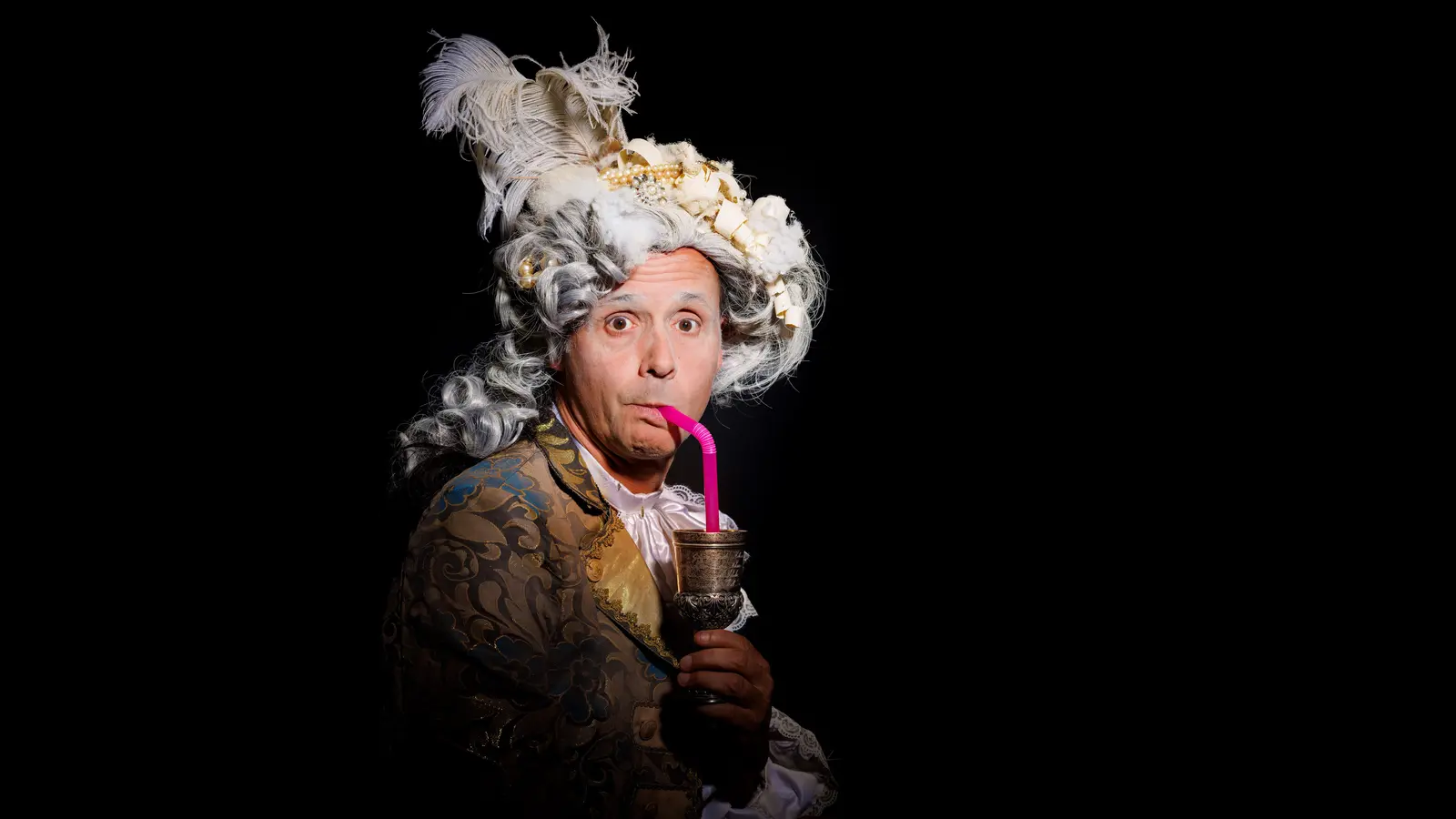 Philipp Weber tritt am 10. April in Oberhaching mit seinem neuen Programm auf. Jetzt Tickets sichern. (Foto: © Foto: Inka Meyer / Simon Büttner)