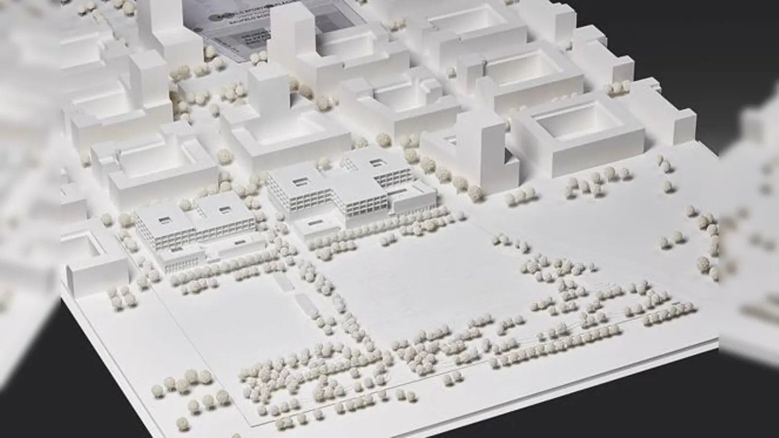 Blick auf das Siegermodell des neuen Schulstandortes ­Bayernkaserne Süd.	 (Foto: Baureferat der LH München)