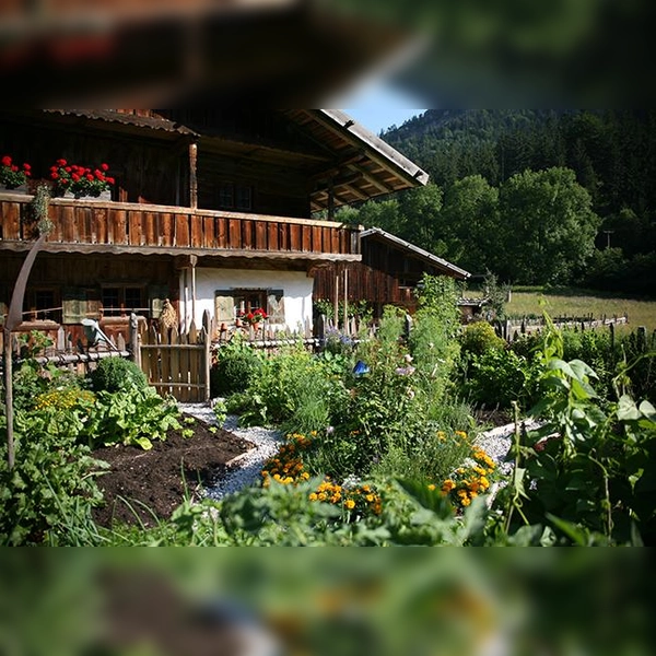Zu Pfingsten wird es farbenfroh. (Foto: Markus Wasmeier)