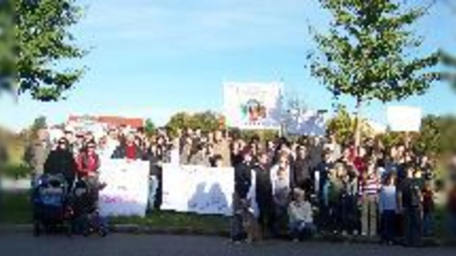 Die Anwohner an der Brieger Straße betrachten das Bauvorhaben mit großer Sorge.  (Foto: sd)