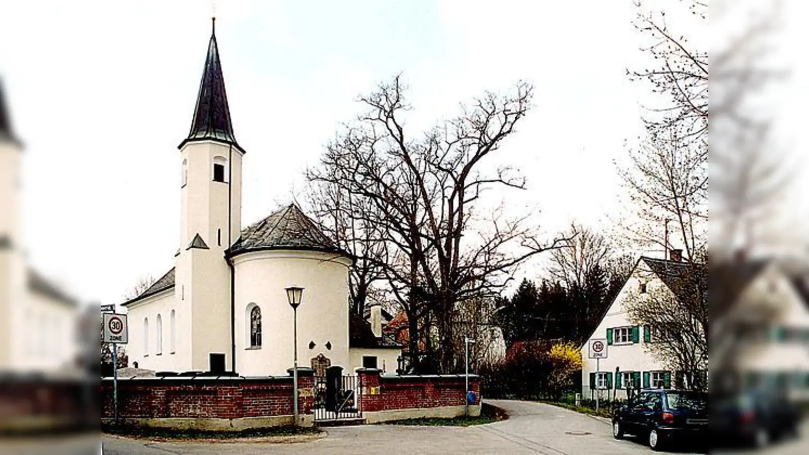 Daglfing hat sich seinen ländlichen Charakter mit mehreren historischen Höfen weitgehend erhalten können.	 (Foto: NordOstKultur-Verein)