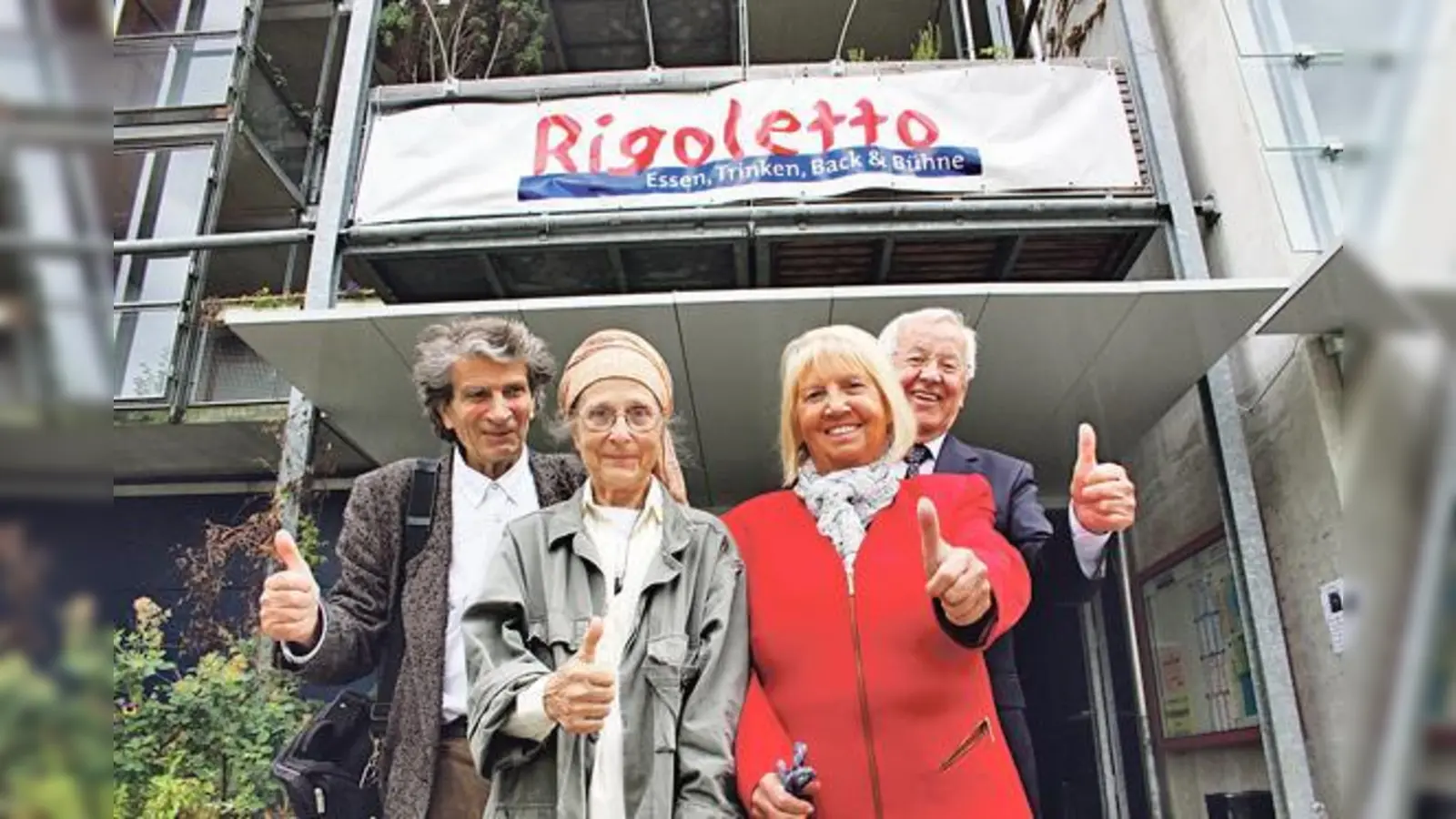 Ulli Peters (r.), Uschi Sabel (2.v.r.) sowie Ingrid und Manfred Drum setzen auf künftige gute Nachbarschaft.	 (Foto: ko)