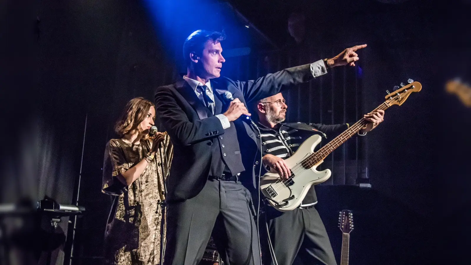 Für David Bowie-Fans ein Muss, die Show im Kulturzentrum Taufkirchen. (Foto: Franklin van der Erf)