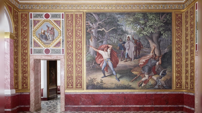 Auch die Nibelungensäle sind zu sehen, hier der Saal des Verrats mit dem Wandgemälde „Siegfrieds Ermordung” von Julius Schnorr von Carolsfeld (1827/34). (Foto: Andrea Gruber/ Rainer Hermann/ Maria Scherf, Bay. Schlösserverwaltg. )