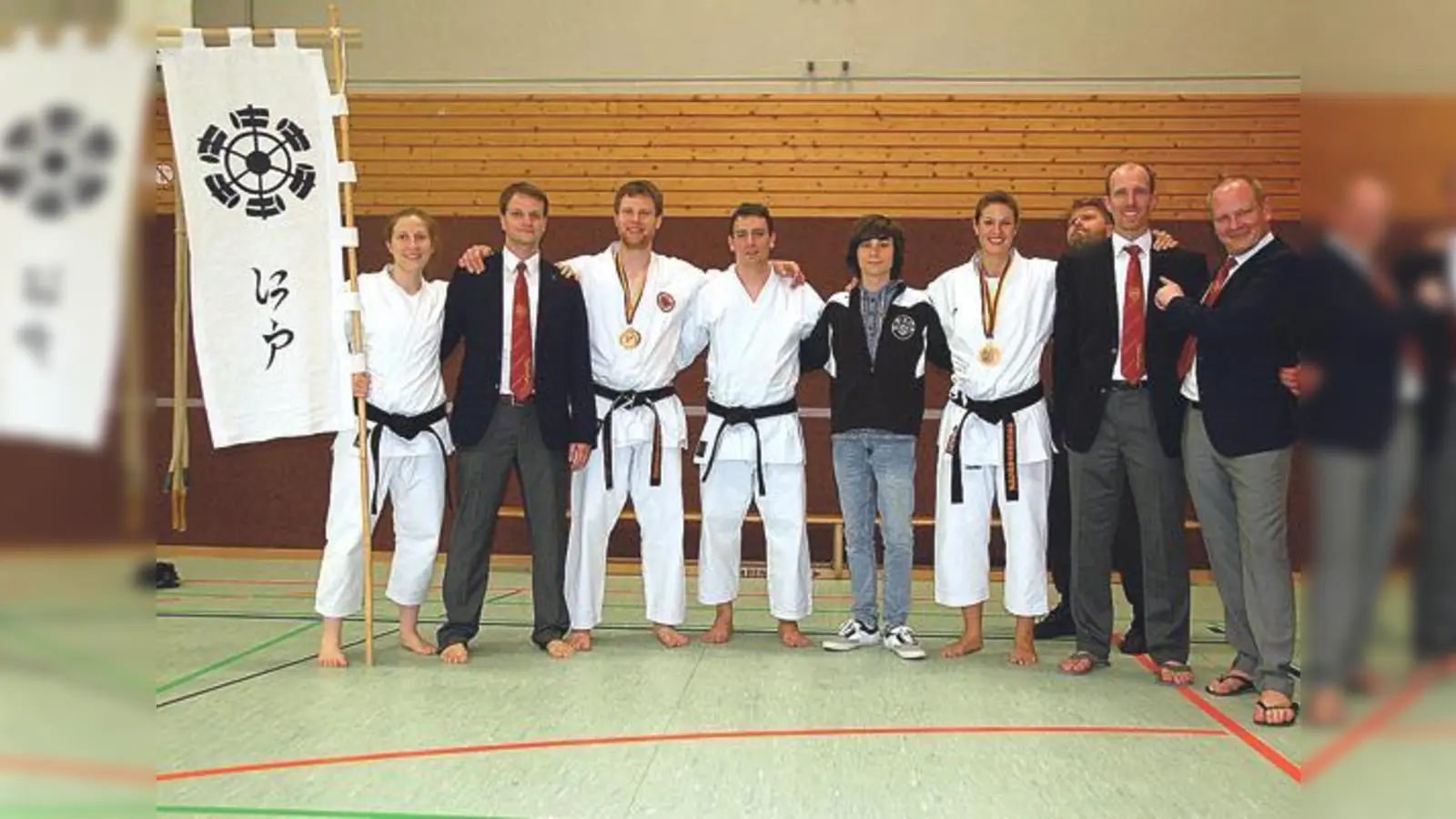 Karateka der Judoabteilung des SV Lohhof reisten für die Nachwuchsmeisterschaften ins schwäbische Oberkochen.	 (Foto: Verein)