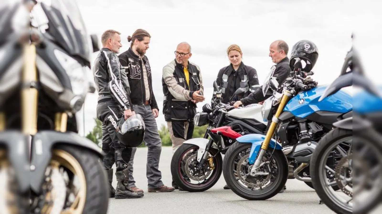 Ein Fahrsicherheits-Training verbindet Spaß am Fahren mit sinnvollen Übungen. Buchbar am Stand des ADAC Fahrsicherheitszentrum in Halle 4. (Foto: Foto: ADAC)
