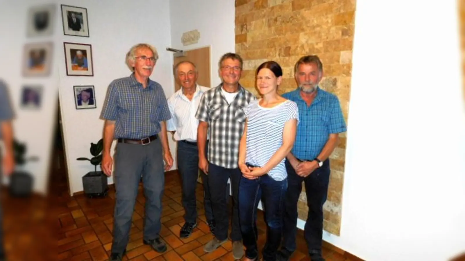 Der Vorstand des neuen Vereins: Otfried Werking, Alfons Schmid, Wolfgang John, Sandra Popp, Lorenz Thumann (von links). (Foto: NBHW)