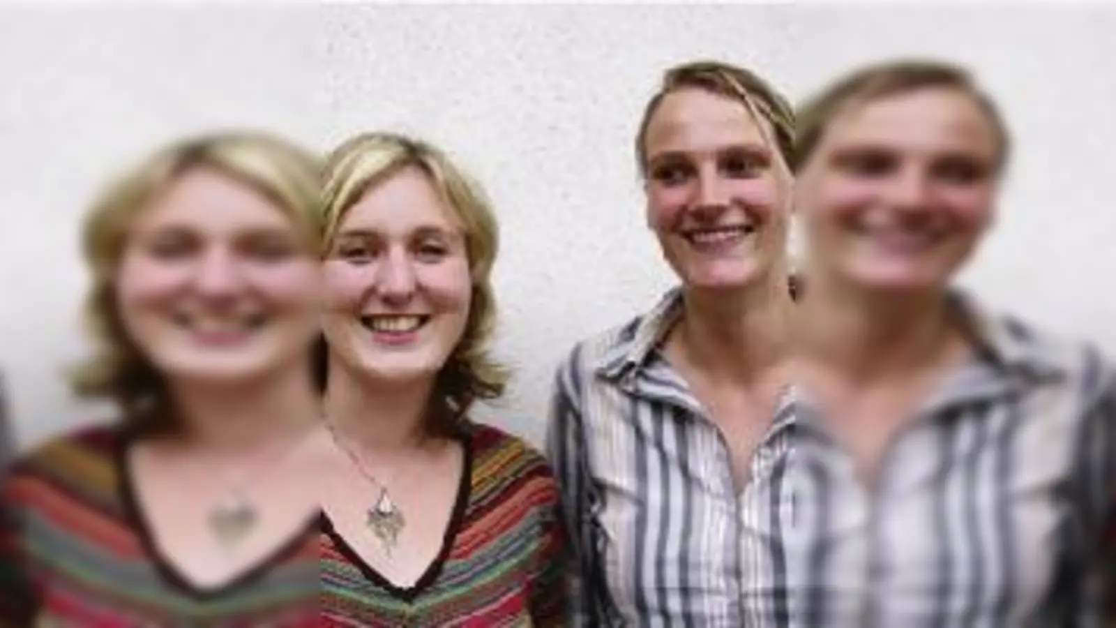 Leben sich ein in der evangelischen Gemeinde Freimann: Bianca Müller aus Nürnberg und Andrea Krakau aus Hof. (v.l.)	  (Foto: Rainer Liepold)