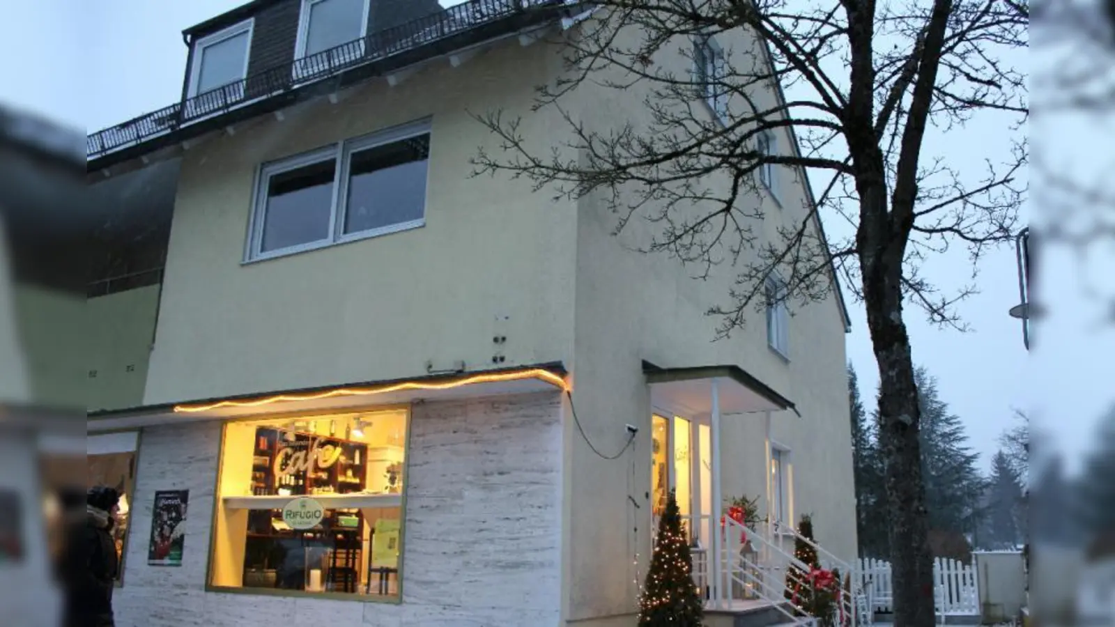 Knapp 30 Objekte in ganz Gräfelfing dürfen zu kleinen Kunstzonen umgestaltet werden, auch die Giebelwand an der Reichartstraße 1. (Foto: US)