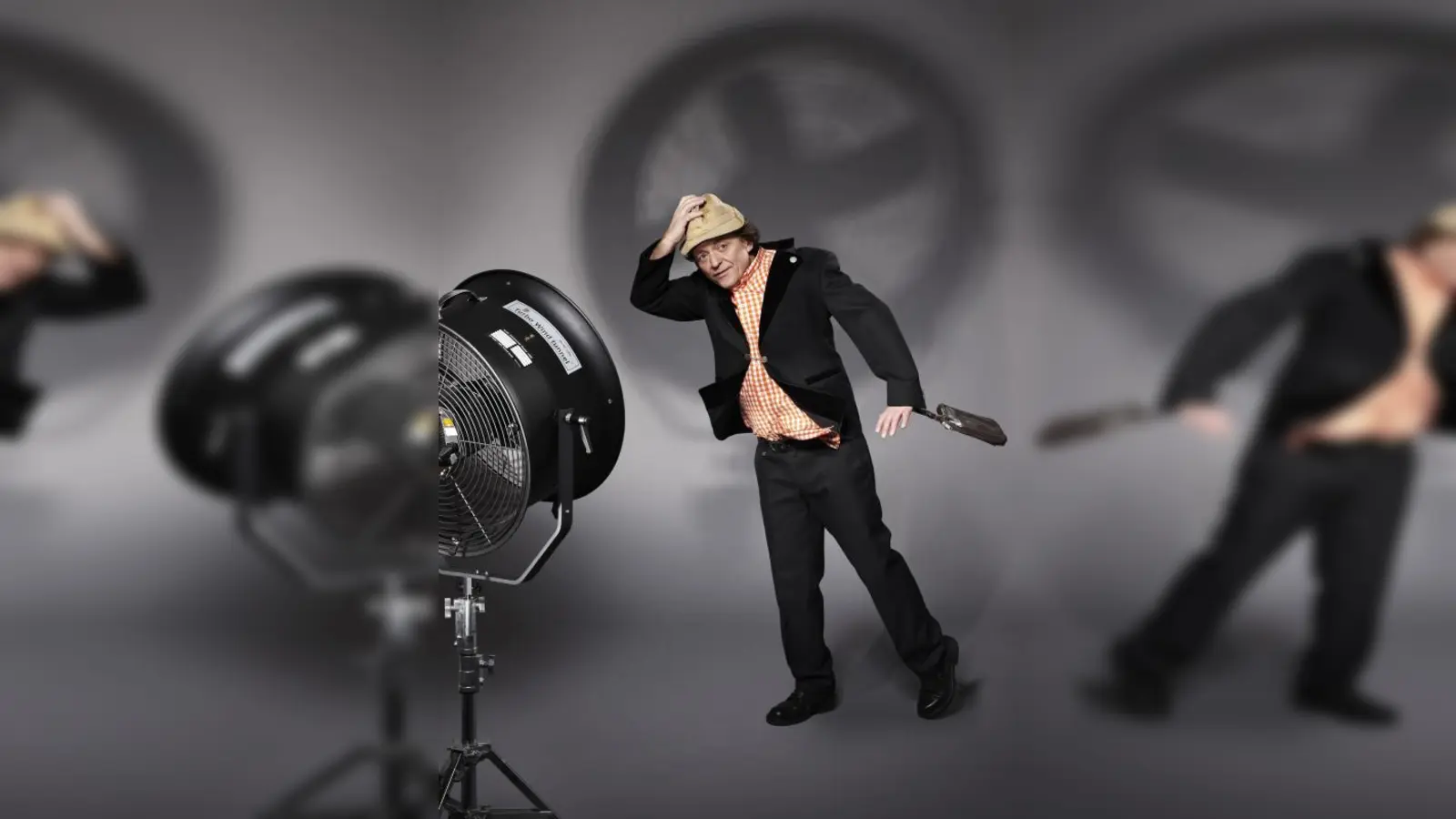 Frischen Wind bringt Erwin Pelzig alias Frank-Markus Barwasser in den Circus Krone. (Foto: www.pelzig.de)