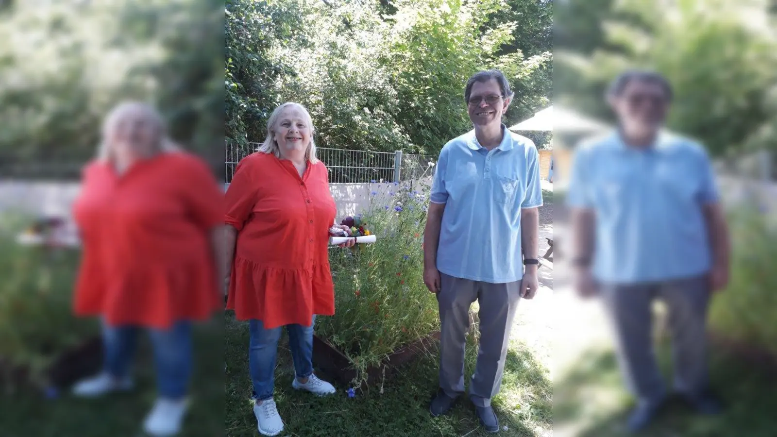 Frau Gensinger und  Pfarrer Kahl zum 25-jährigen Dienstjubiläum. (Foto: I. Fahn)