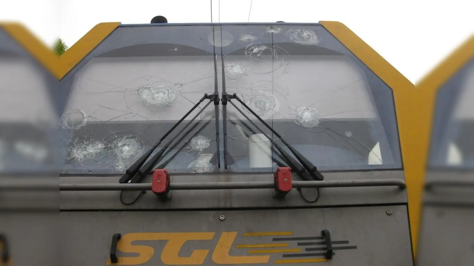 Die Bundespolizei konnte dank mittlerweile ausgewerteter Spurenlage am damaligen Tatort die Verwüstung einer Bauzug-Lokomotive aufklären. (Foto: Bundespolizei)