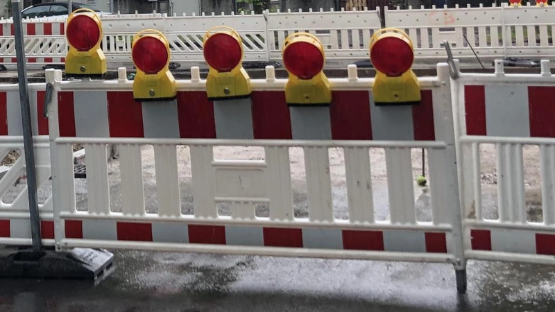 Entlang der Unterhachinger Straße wird es aufgrund von Bauarbeiten immer wieder zu Behinderungen kommen. (Foto: hw)