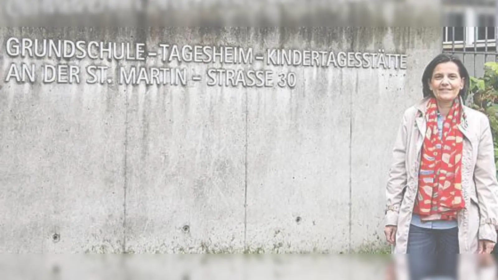 Die Vereinsvorsitzende der Lesefüchse, Riccarda Boehm, engagiert sich an der St.-Martin-Schule persönlich als Vorleserin.	 (Foto: Julia Stark)
