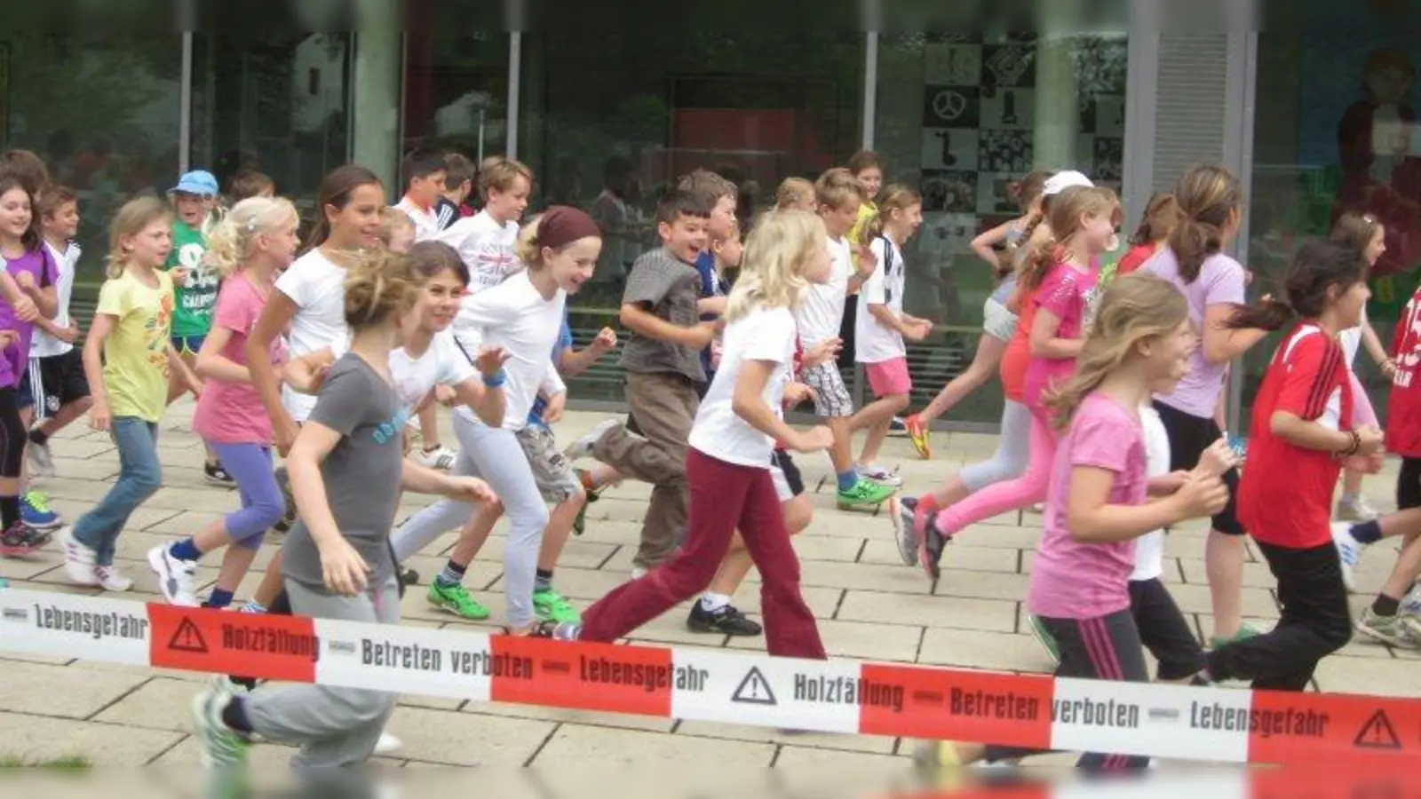 Die Kinder liefen zugunsten der bayerischen Flutopfer. (Foto: Sch)