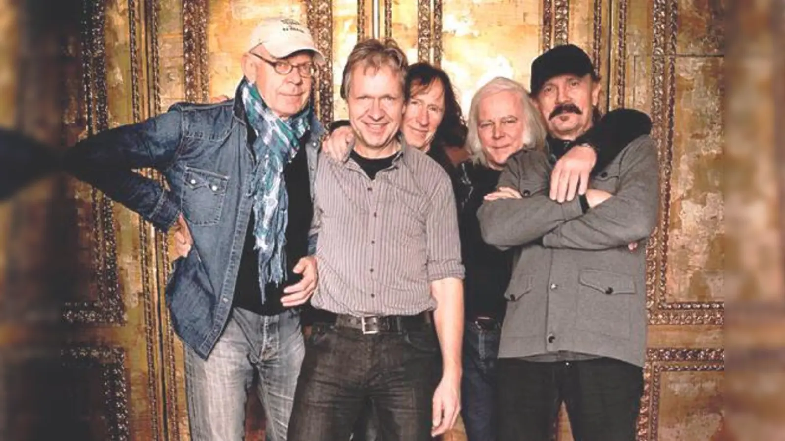Die Beatstones sind James Jacobs, Rainer Blencke, Wolfgang Lauter, Bowo Bobyk und Sam Schwab (v. li.).	 (Foto: Beatstones)