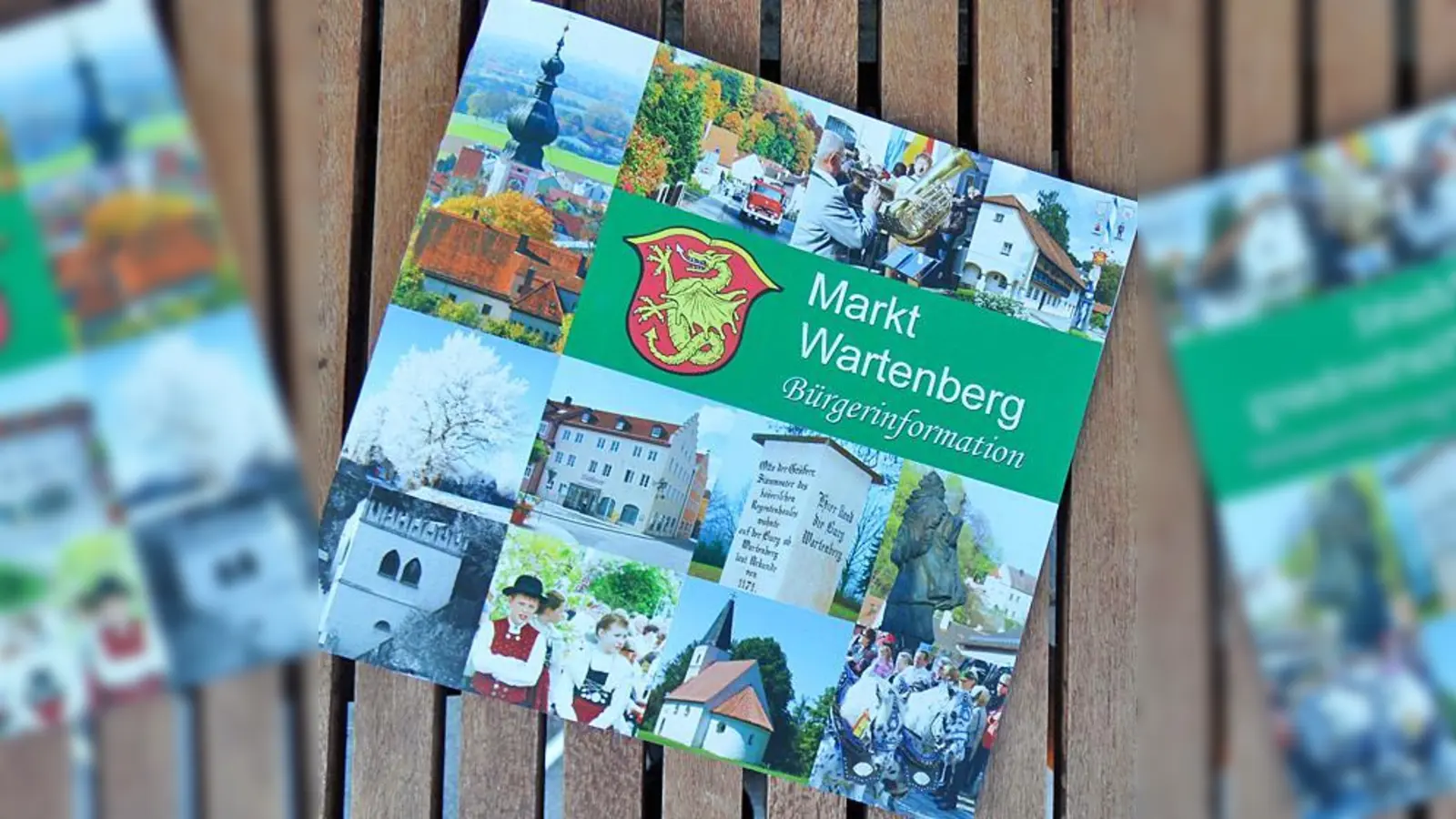 Ehrenamtliche schlagen Profis: Die neue Ortsbroschüre von Wartenberg überzeugte alle Verantwortlichen mehr als der Entwurf einer Agentur. 	 (Repro: sy)
