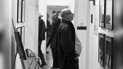 Unter anderem auch Fotografien gibt es am Wochenende im Kerschlacher Forst zu sehen. (Foto: Ralf Ruder)