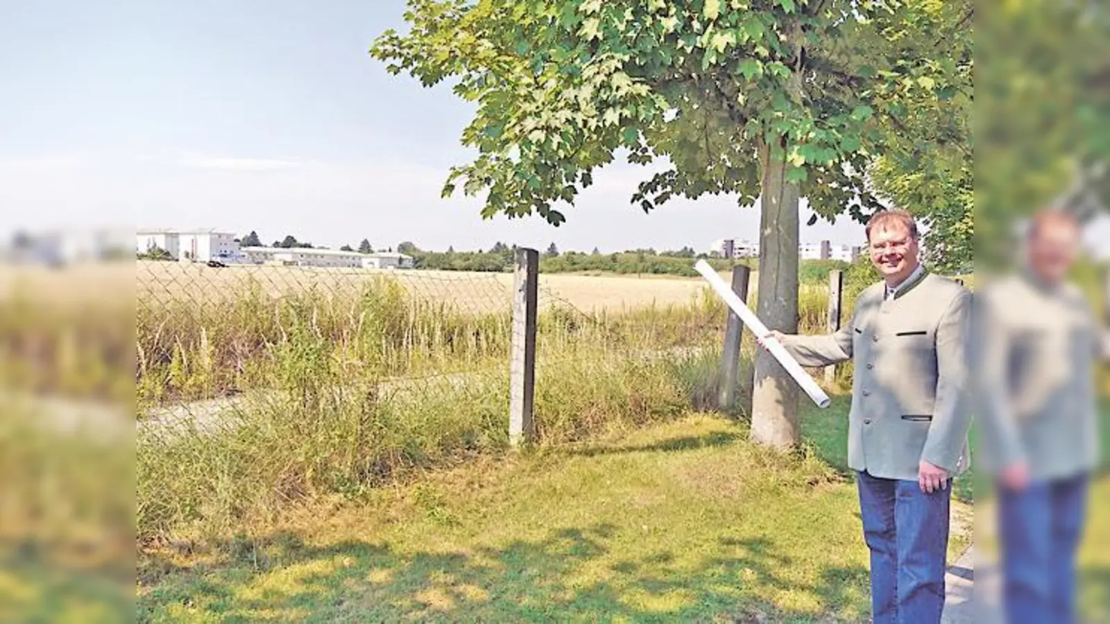 Große Pläne im Bereich der Stumpfwiese:  Bürgermeister Wolfgang Panzer zeigt den neuen Standort der Fasanenschule.	 (Foto: Kohnke)