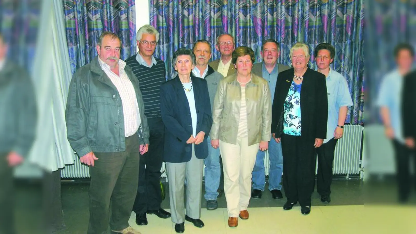 Neue Vorstandstandschaft (v.l.): Werner Weiß, Martin Heusser, Hedwig Lahmer, Peter Gämmerler, Johannes Lahmer, Angelika Mayer, Rupert Königer, Ilse Schröder und Kerstin Müske. (Foto: pi)