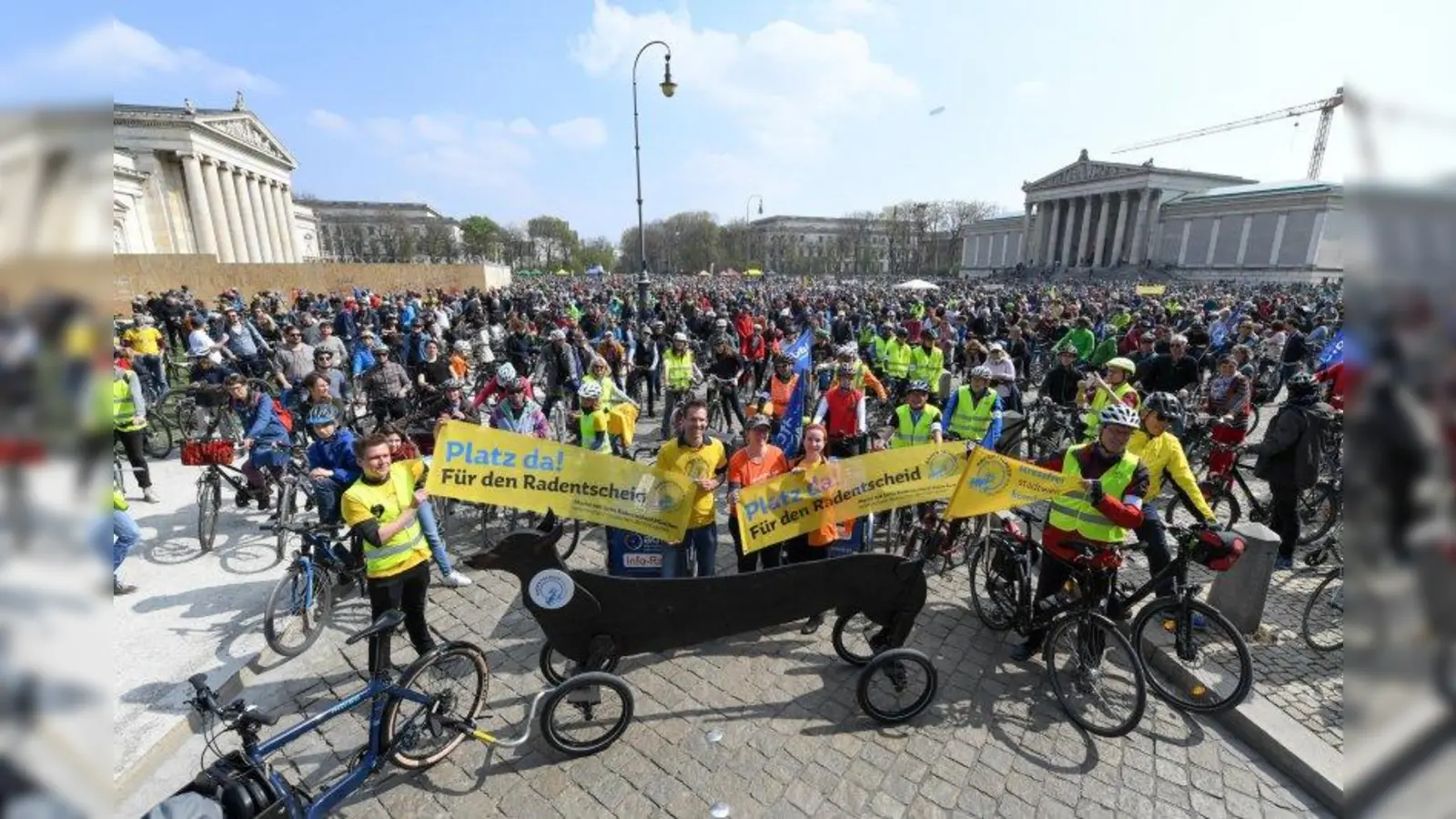 15.000 Radfahrer demonstrierten Anfang April für eine bessere Radinfrastruktur in München. (Foto: Tobias Hase)
