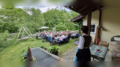 2. Bürgermeisterin Angelika Flock bedankte sich bei den Anwesenden für die hervorragende Arbeit. (Foto: Stadt Weilheim)