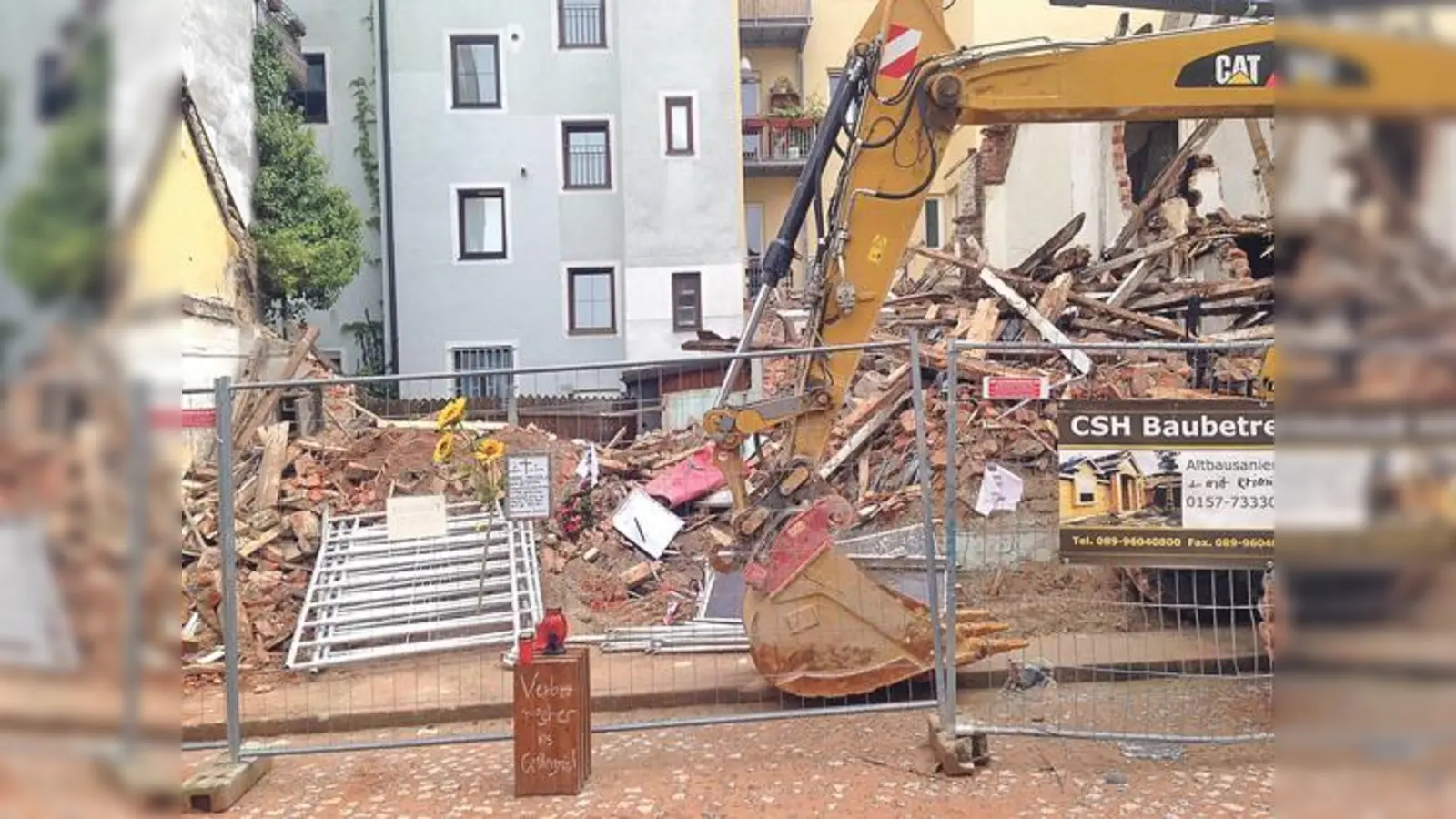 Der illegale Abriss des ehemaligen Uhrmacherhäusls erhitzt bis heute die Gemüter.	 (Foto: HeimatGiesing)
