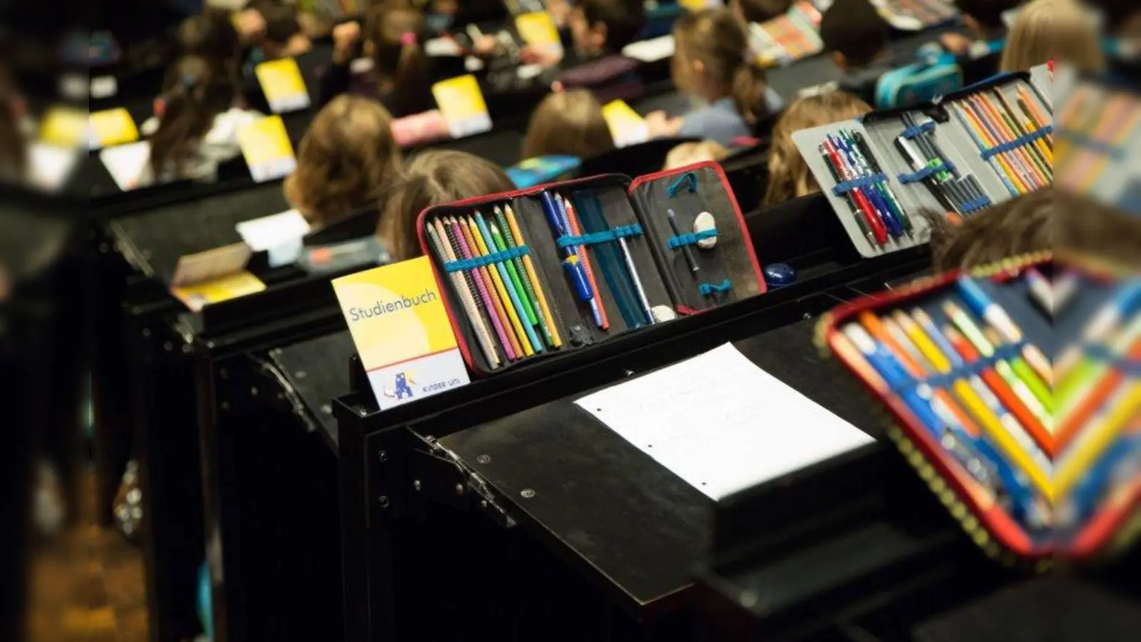 Seit zwölf Jahren können kleine Studenten in der KinderUni Vorlesungen zu verschiedenen Themen hören. Das Projekt wurde vom Verein Kultur&amp;amp;Spielraum ins Leben gerufen. (Foto: Sandra Sommerkamp)