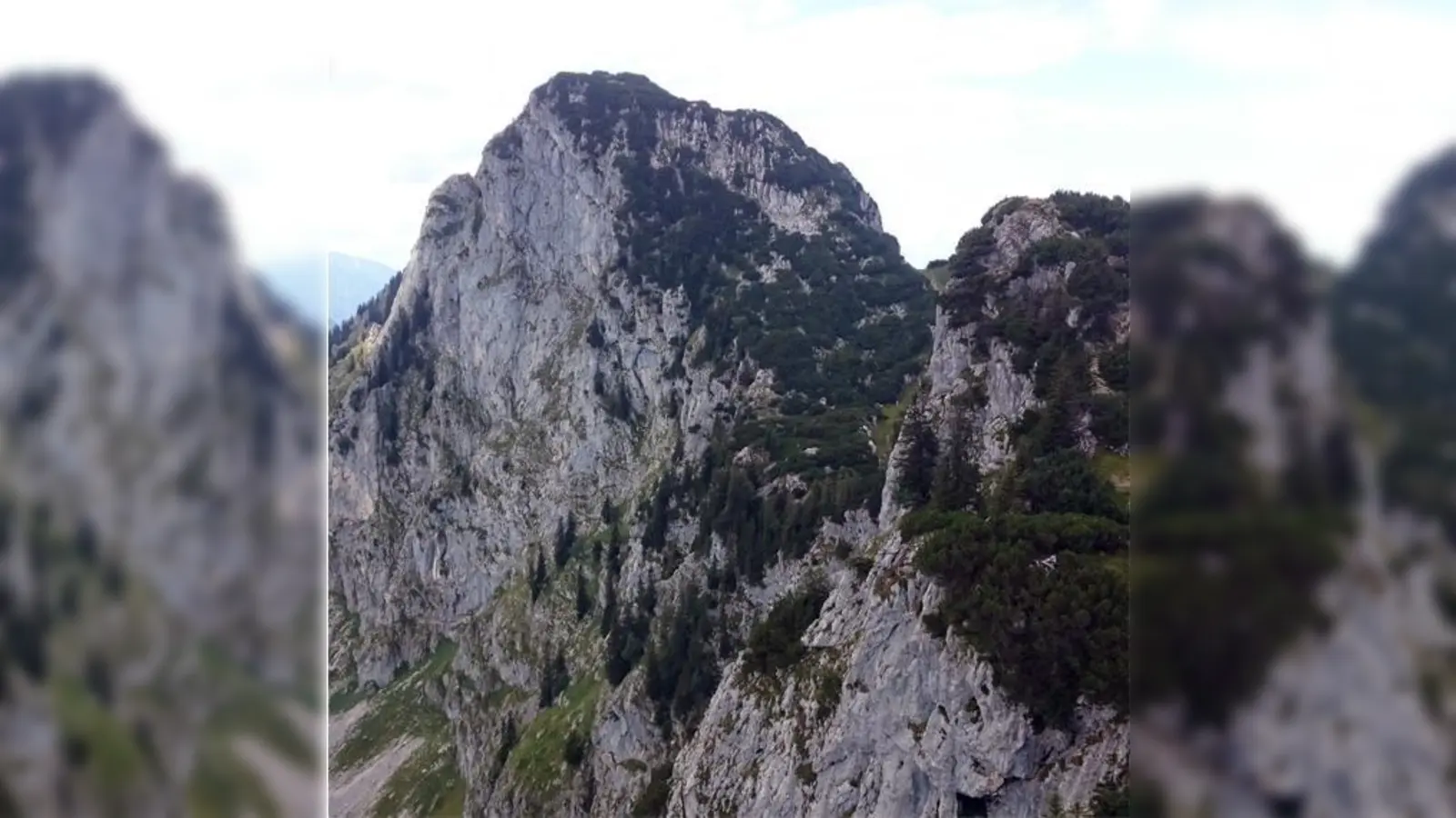 Die Benediktenwand gilt generationsübergreifend als Lieblingsberg vieler Münchner Bergfreunde.	 (Foto: Stefan Dohl)