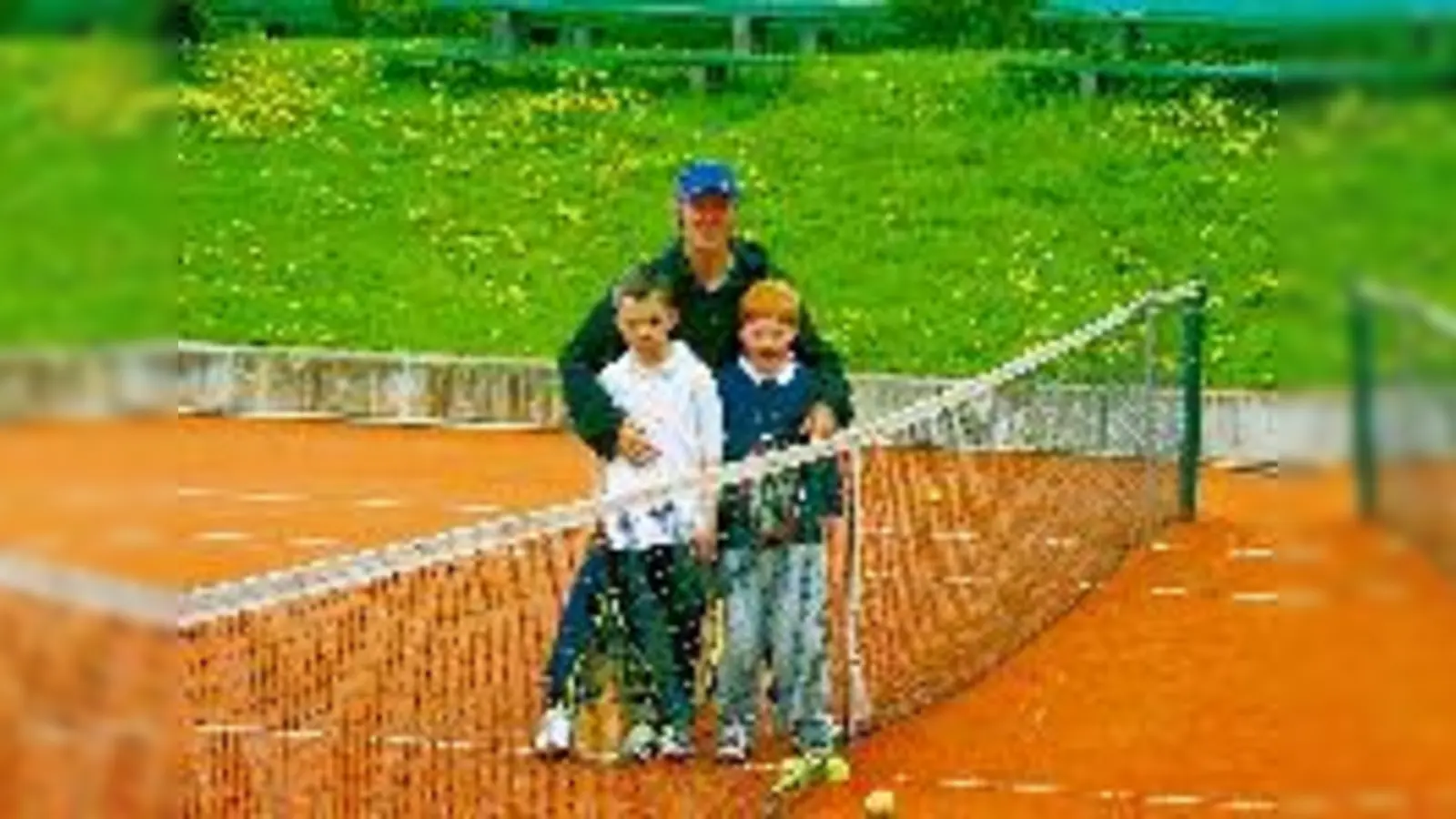 Eine große  (Foto: Jung & Alt ziehen im TC Grün-Weiß Luitpoldpark an einem Strang.	Foto:rme)