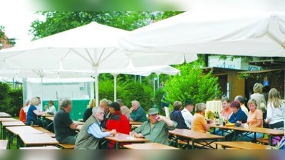 Aus Gräfelfing und dem ganzen Würmtal kamen die Besucher zum Weinfest. (Foto: ak)