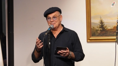 Knud Hammerschmidt wird am Donnerstag 19. Dezember durch den „Best of 2024 Slam“ führen. (Foto: Kultur im Trafo)