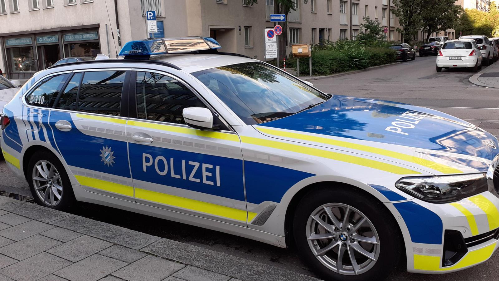 61-J-hriger-greift-Polizisten-mit-Messer-an