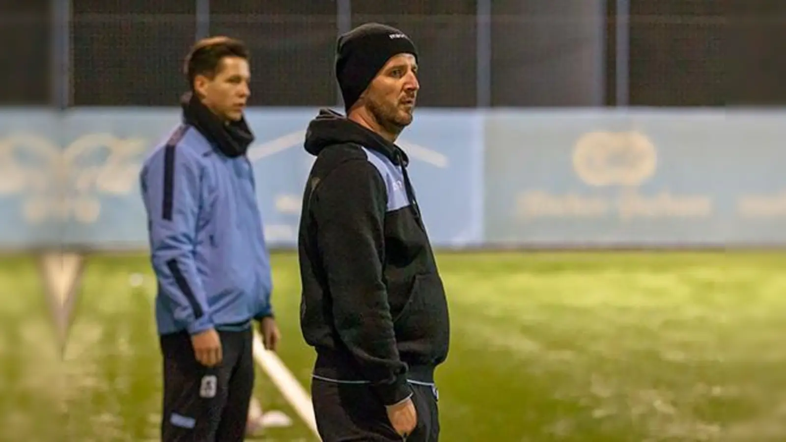 Trainingsauftakt: Amateur-Trainer Andreas Kopfmüller.  (Foto: Anne Wild)