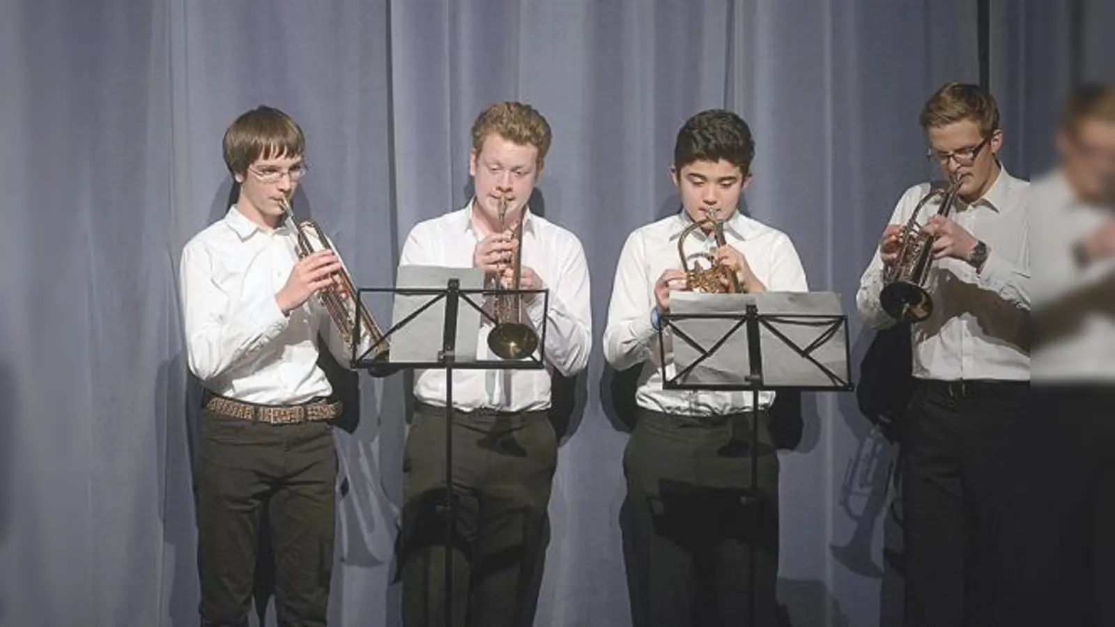 Im vergangenen Jahr eröffnete das Bläserensemble (v.li. Sascha Märtin, Raimund Joswig, Immanuel Tomasini und Florian Pfeffer) den Ottobrunner Advent. 	  (Foto: privat)